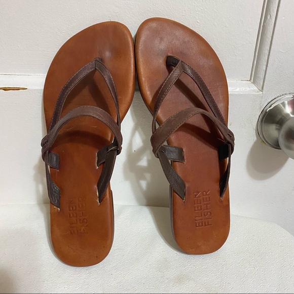 Eileen Fisher Women’s 7 Black Double Strap Flip Flop Leather Sandals - Picture 6 of 8